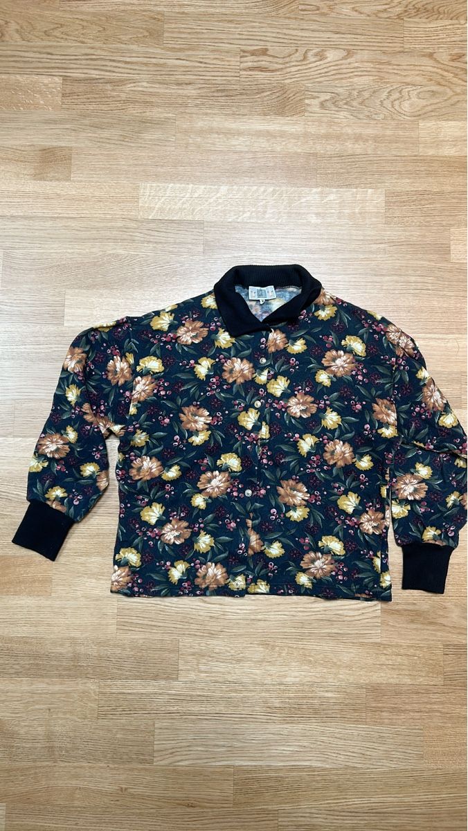 Giacche: Jacke mit Blumenmuster Grösse M – Usato da Luzern venduto da ThrowbackVintage