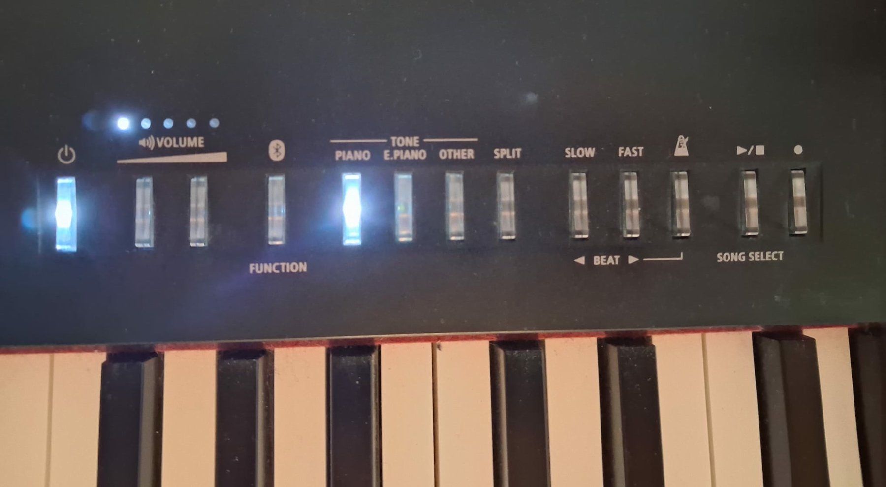Roland Strumenti musicali: Roland FP-30 + pédale KPD-70 – Usato da Grolley venduto da abo_nf9n 5