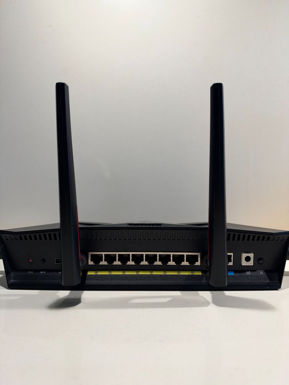 Asus Modem & Router: Asus RT-AC88U Router – Usato da Wädenswil venduto da Alex_kons 1