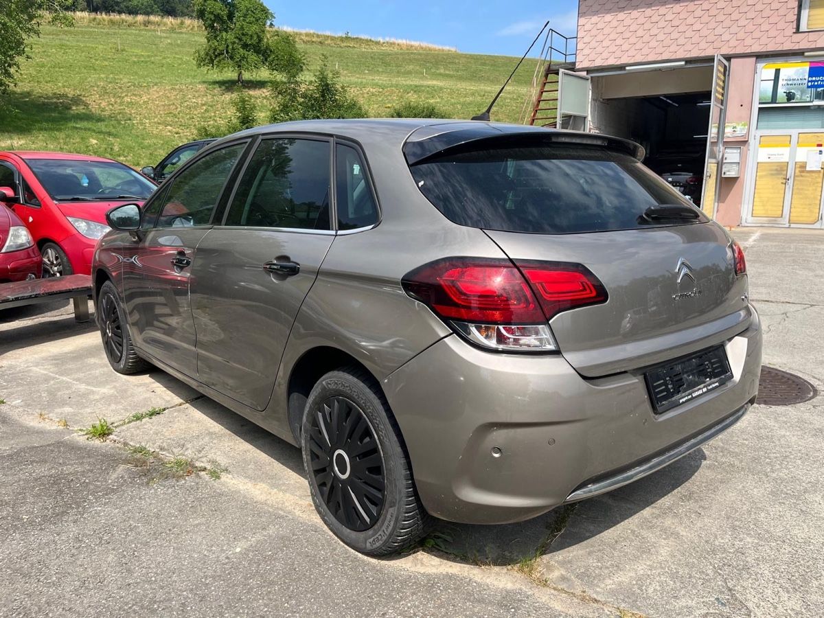Citroën Automobili: Citroen C4 1.2 – Difettoso da Oetwil am See venduto da elj_r6s8 5
