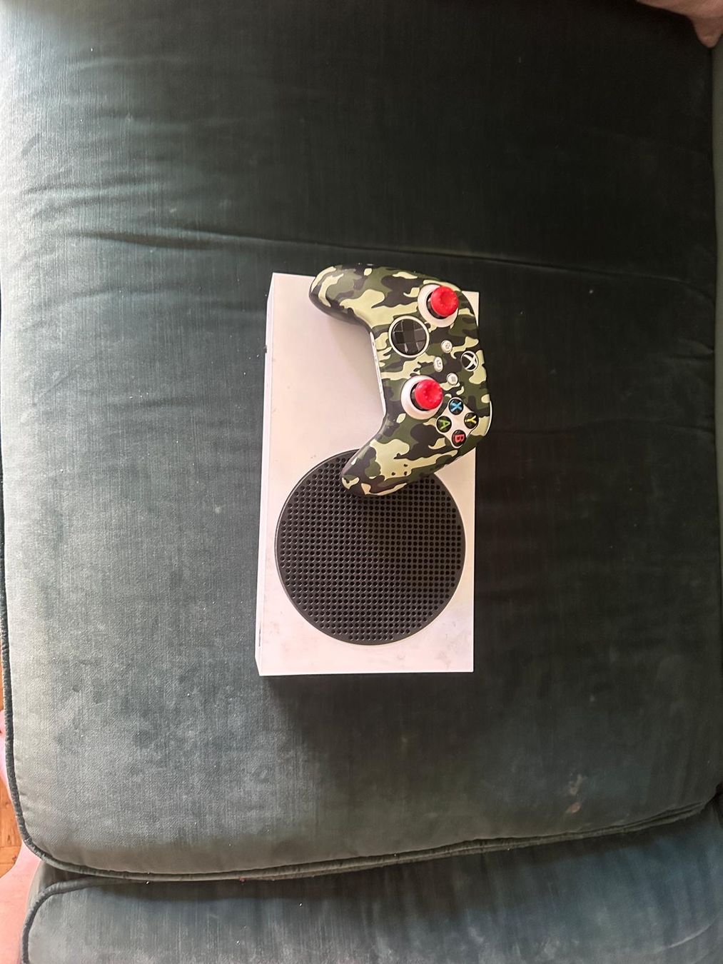 Microsoft Console: Xbox Series S – Usato da Zürich venduto da Pia021