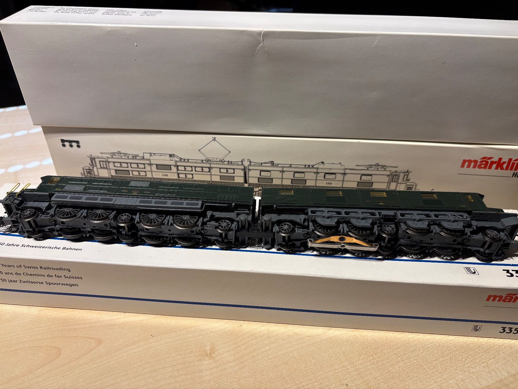 Märklin Modellini di ferrovie: Maerklin 33591 Ae 8/14 verte – Nuovo e nell'imballaggio originale da Corcelles Payerne venduto da Pierre66 2