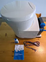 Neue unbenutzte Thetford C223S Toilette incl. Cassette