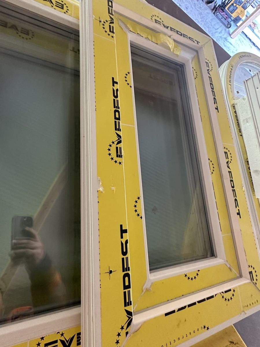 Finestre: Fenster neu – Usato da Deitingen venduto da RK68 2
