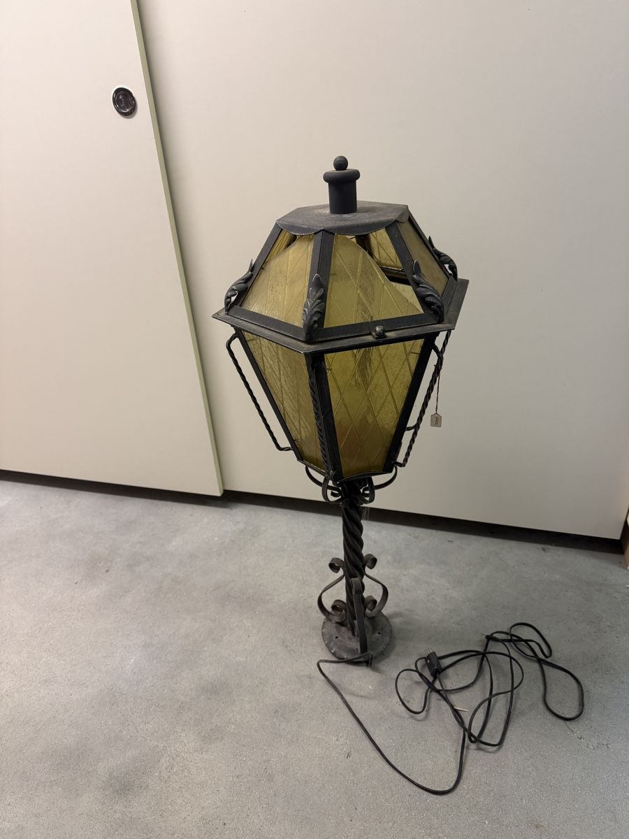 Lampen: Antike Lampe – Gebraucht aus Grabs von Maci80 1