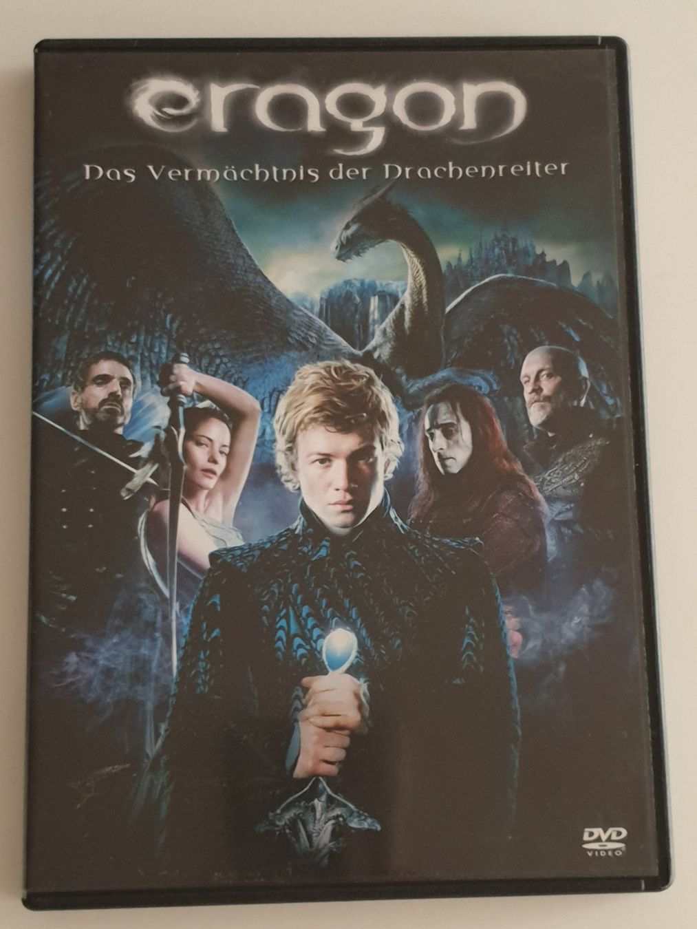 Tutti i DVDs: Eragon DVD – Usato da Zürich venduto da pau_y8mv