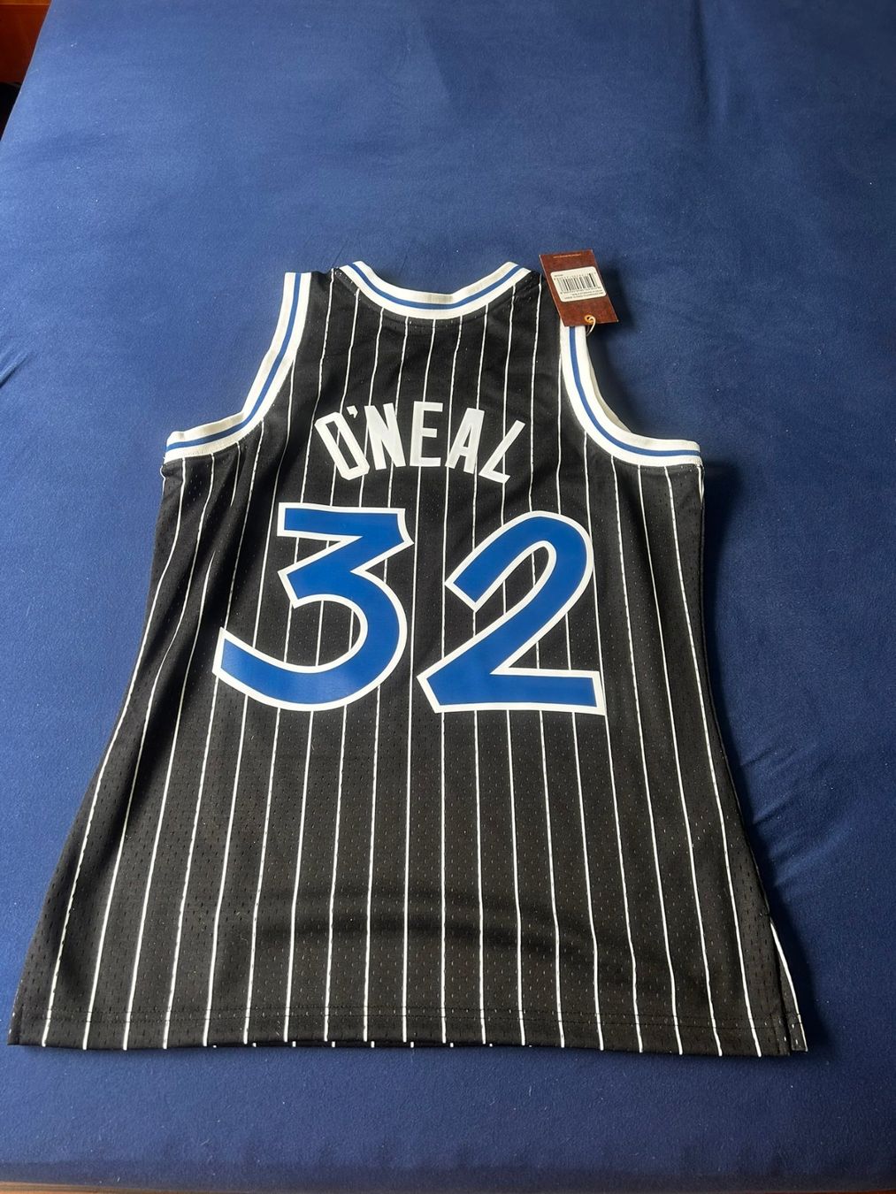 Mitchell & Ness Leibchen & Hosen: ORLANDO MAGIC - Trikot schwarz neu Gr. M – Neu und originalverpackt aus Thalwil von Mbadzi 1