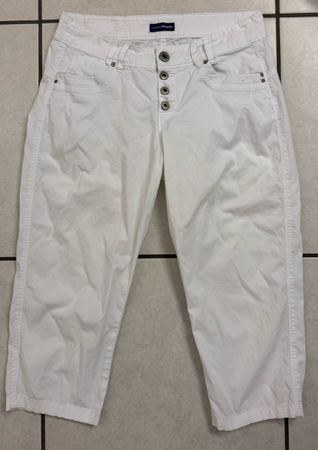 Schicke weisse Capri Hose Gr. 36/38