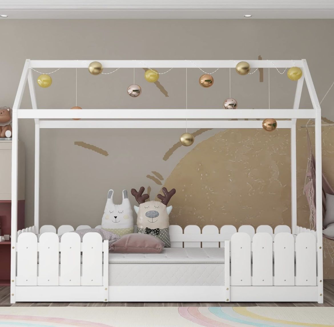 Betten: Kinderbett im Hausdesign - Hausbett – Gebraucht aus Landschlacht von Magathinho 2