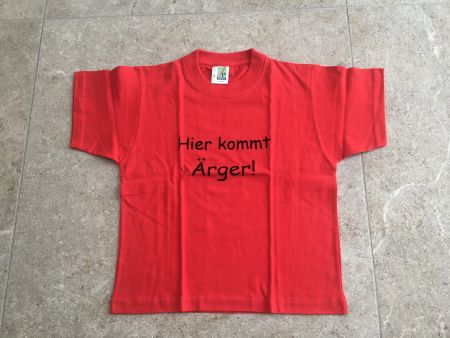 T-Shirt rot mit coolen Spruch, neu!