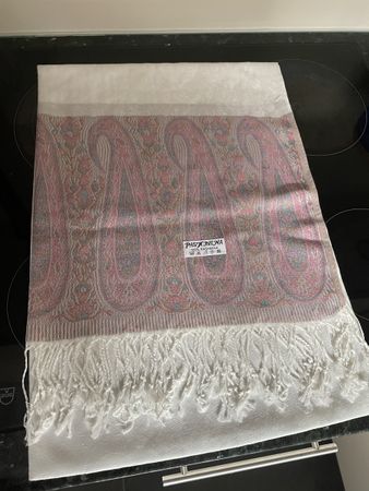 Warm & Cosy 100% Pashmina Scarf for Winter