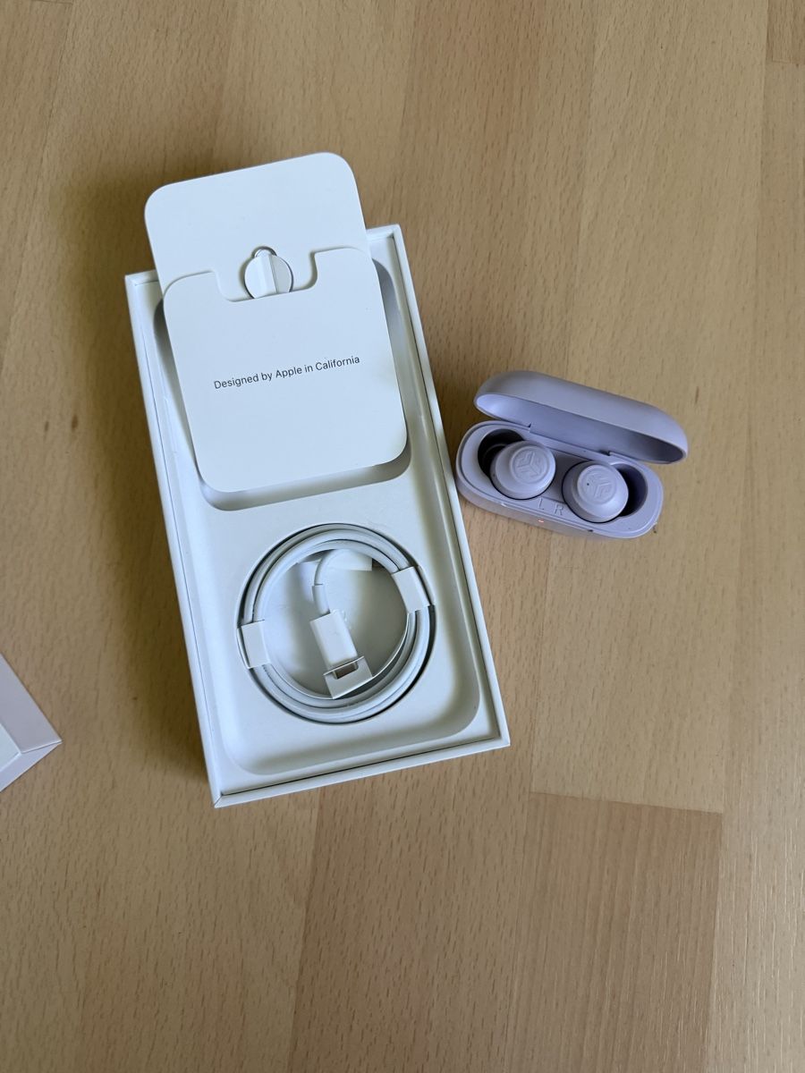 Apple Telefoni cellulari / Smartphones: Wie neu iphone 11 128gb Purple – Nuovo (secondo la descrizione) da Uznach venduto da enrico06 5