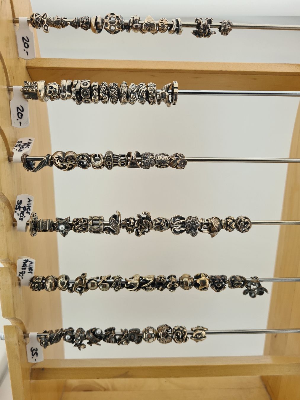 Autres bijoux: Trollbeads Gesamtpaket – Neuf avec emballage d'origine à Zug par L.A.Zug 1