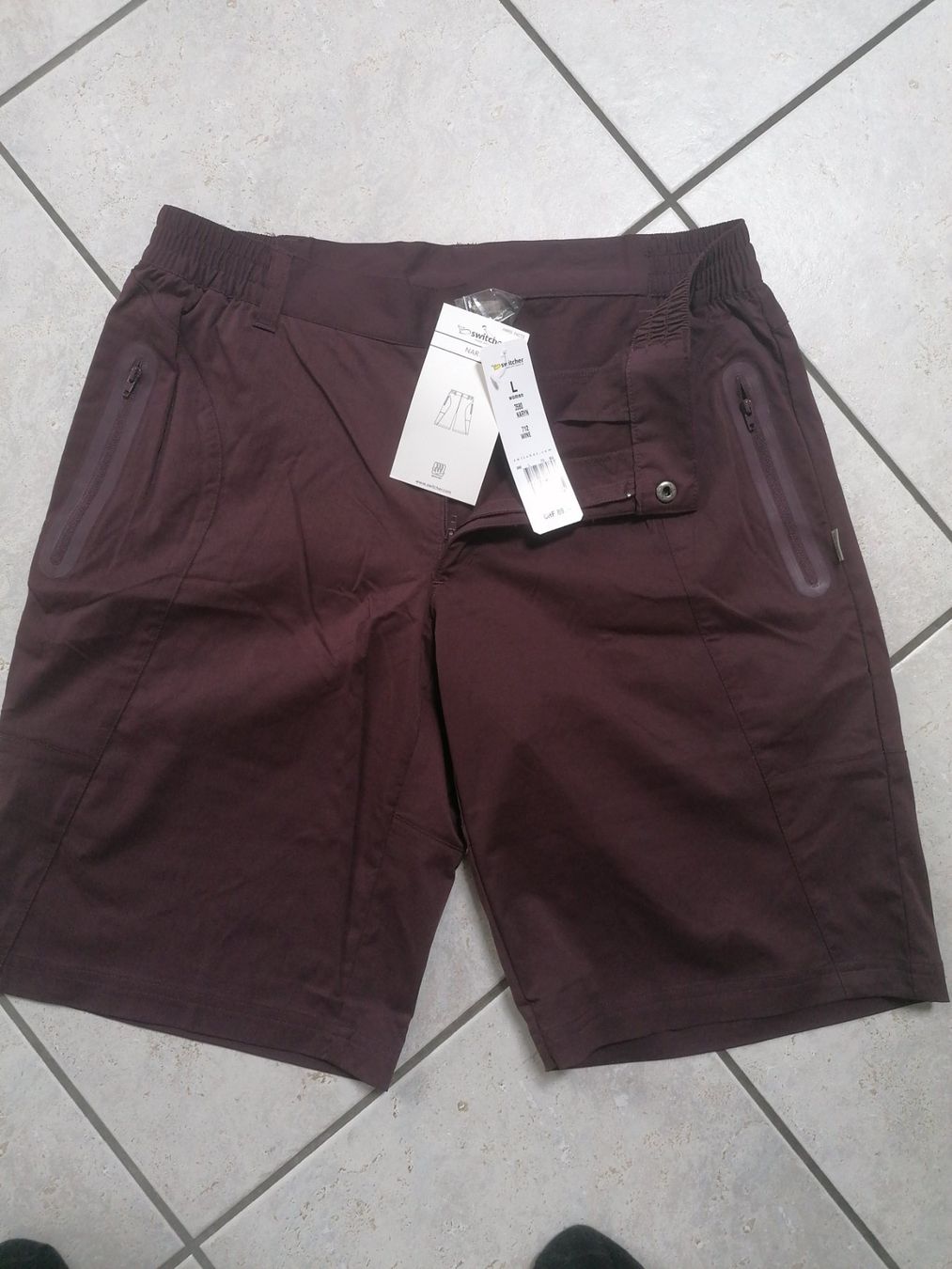 Hosen: Neue Switcher kurze Hose Gr L NP 89.- – Neu (gemäss Beschreibung) aus Lostorf von Luelostorf