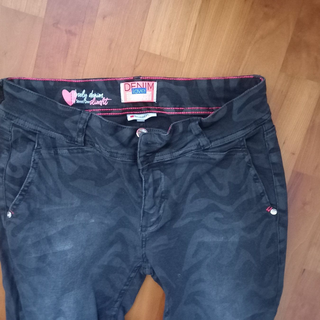 Jeans: Street one jeans gr.28/32 – Usato da Ennetmoos venduto da enzian24 1