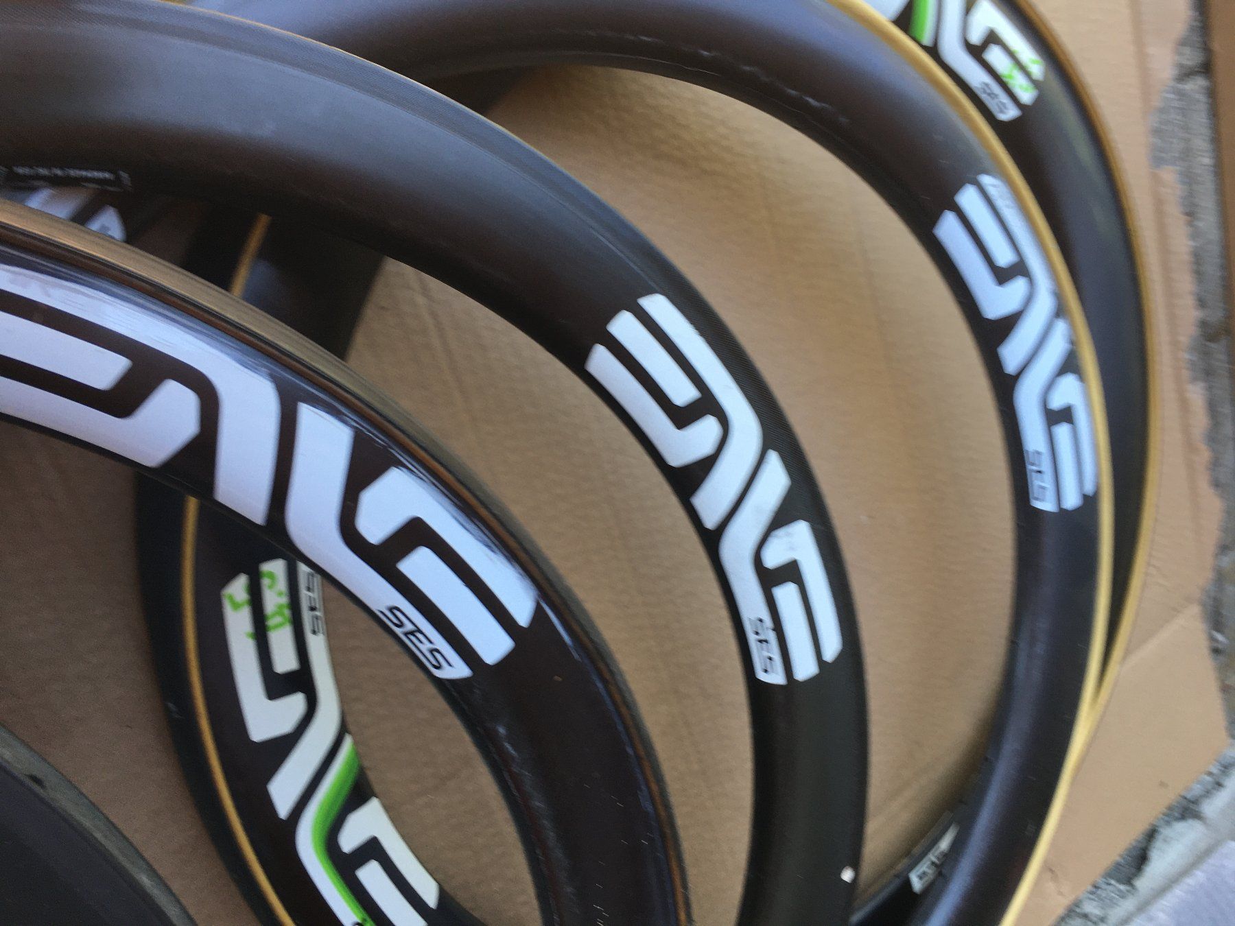 Pièces détachées: Konvolut ENVE-Carbonfelgen – D'occasion à Diemerswil par Raskolnik 1