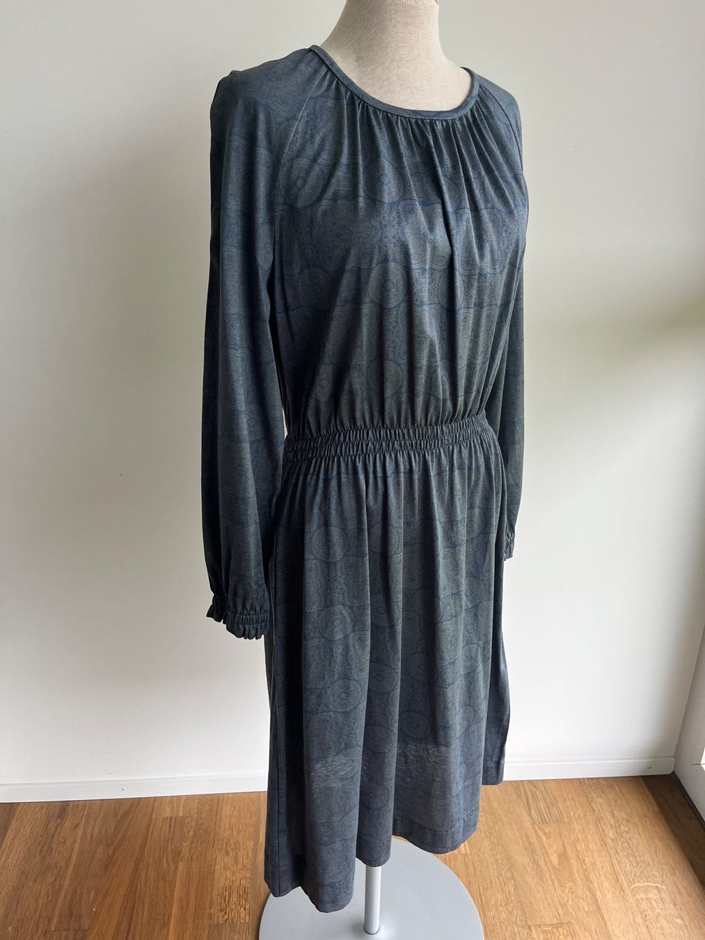 Vestiti: Kleid Gr. M/38 – Nuovo (secondo la descrizione) da Zollikofen venduto da spunk65