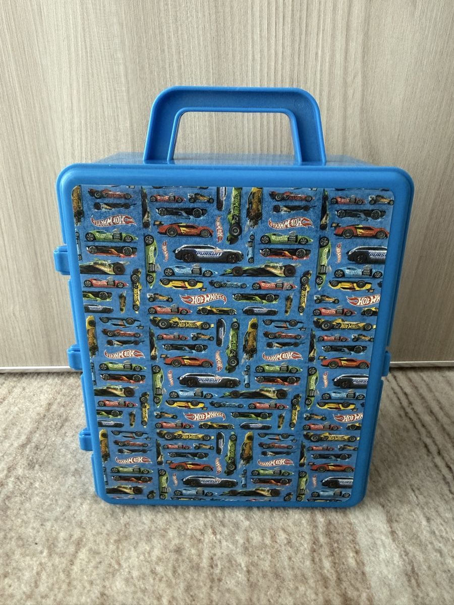 Hot Wheels Modellautos: Garage per Auto Hot Wheels Blu  - Pratico! – Gebraucht aus Viganello von mat_bds6