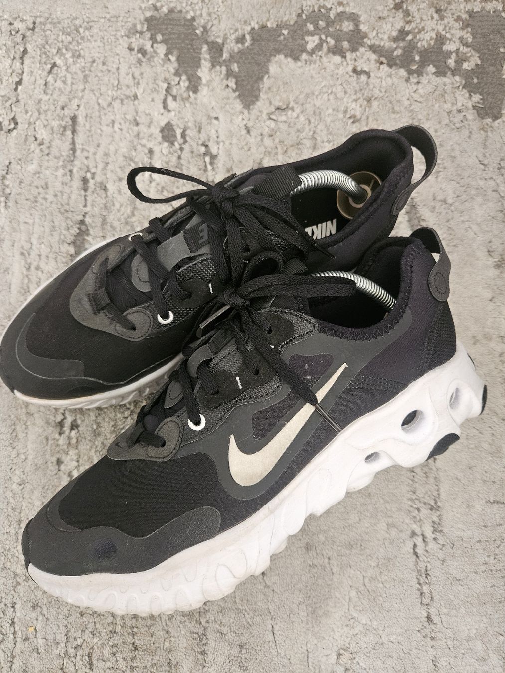Nike Scarpe da uomo: Nike React Schuhe Gr.43 – Usato da Emmenbrücke venduto da TopGato