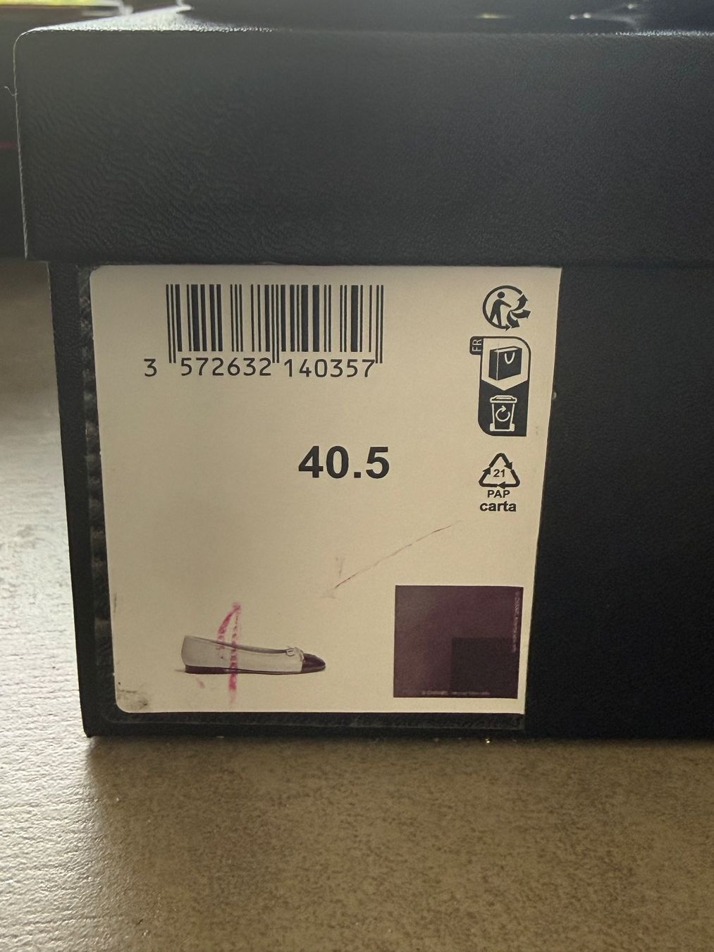 Chanel Scarpe da donna: Chanel Ballerinas Schwarz Grösse 40.5 – Usato da Meggen venduto da nat_z89l 5