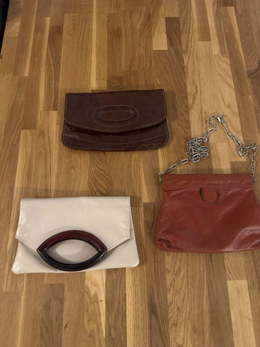 Sacs femmes: LOTS DE SAC VINTAGE  – D'occasion à Brügg BE par traindenuit