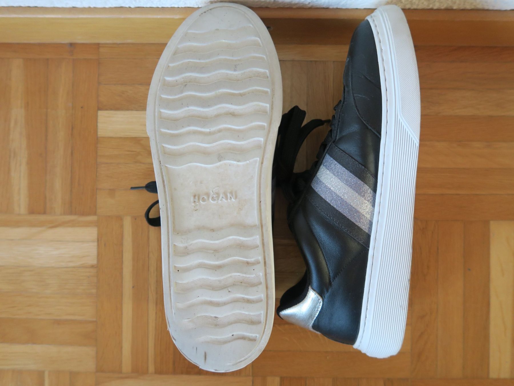 Hogan Scarpe da donna: Schuhe Hogan - schwarz Leder Gr. 38.5 - wie neu! – Nuovo (secondo la descrizione) da Siebnen venduto da MarenSchweiz 3