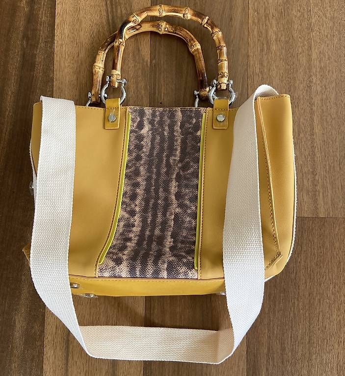 Sacs femmes: Damen Handtasche – D'occasion à Nürensdorf par pgiuga