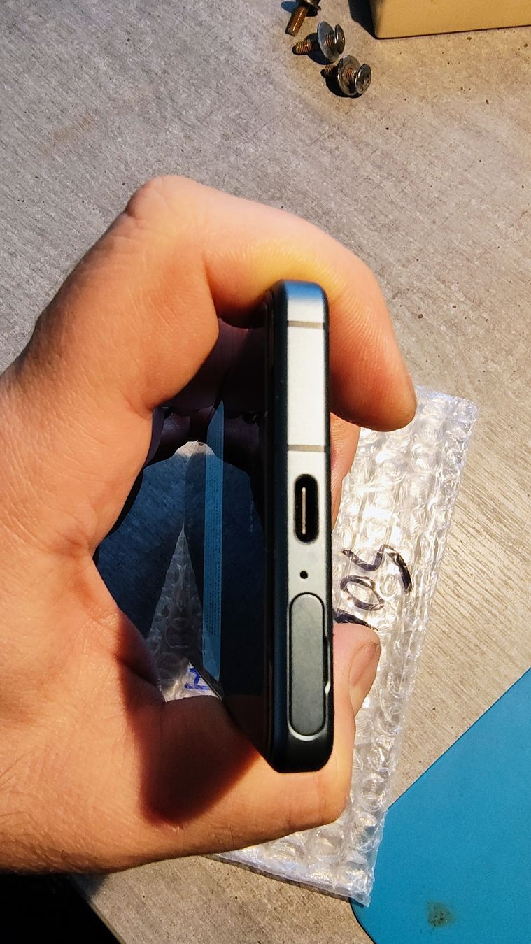 Sony Handys / Smartphones: sony xperia 5 mark 4 – Neu (gemäss Beschreibung) aus Courroux von cap_s8kw 5