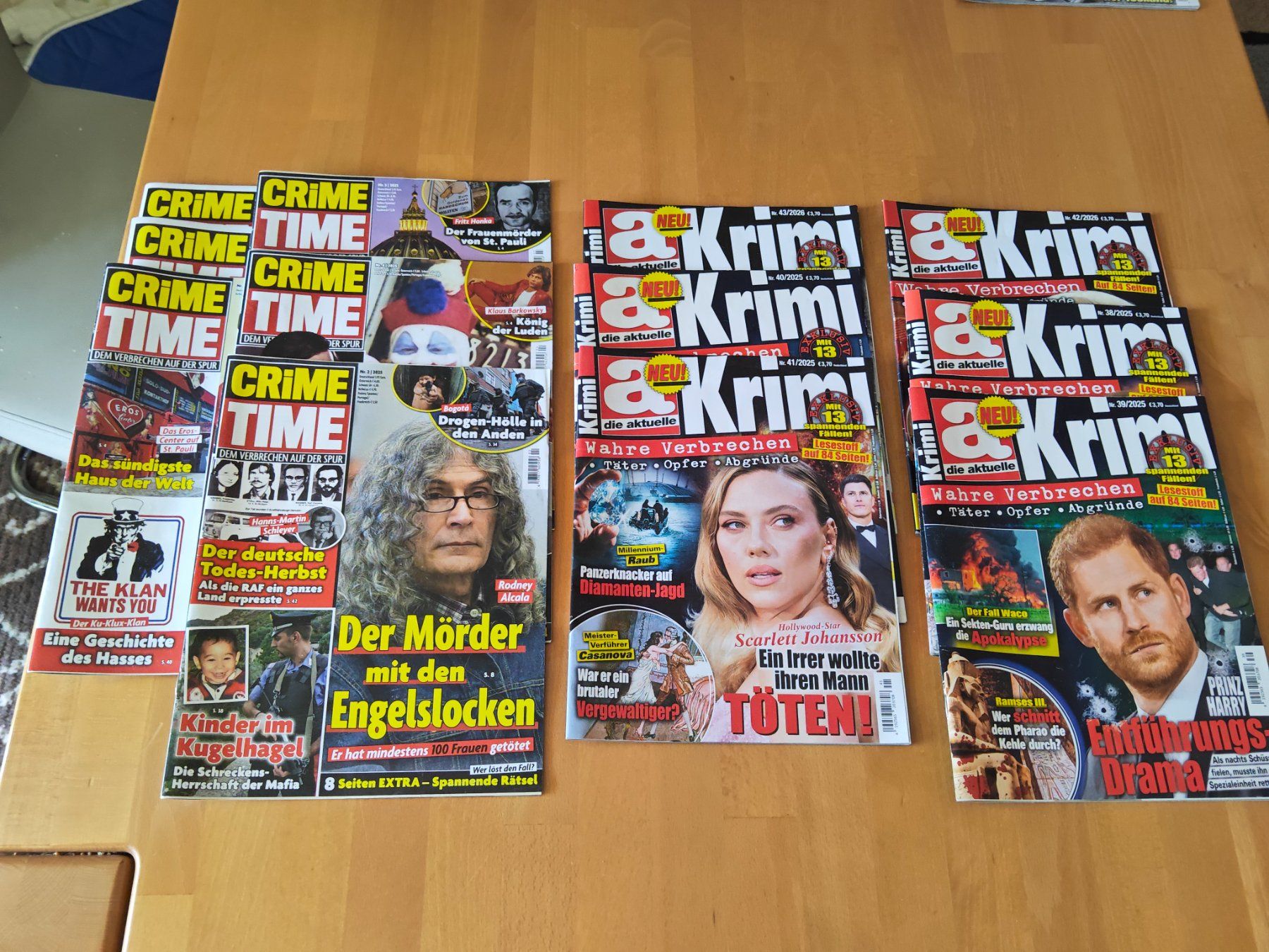 Riviste & Magazine: 12 Hefte Kriminalfälle – Usato da Staad SG venduto da Hope80