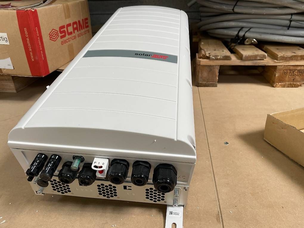 SolarEdge Wechselrichter: SolarEdge Hybridwechselrichter SE7K - Neuwertig – Gebraucht aus Brügg BE von GerberSteven