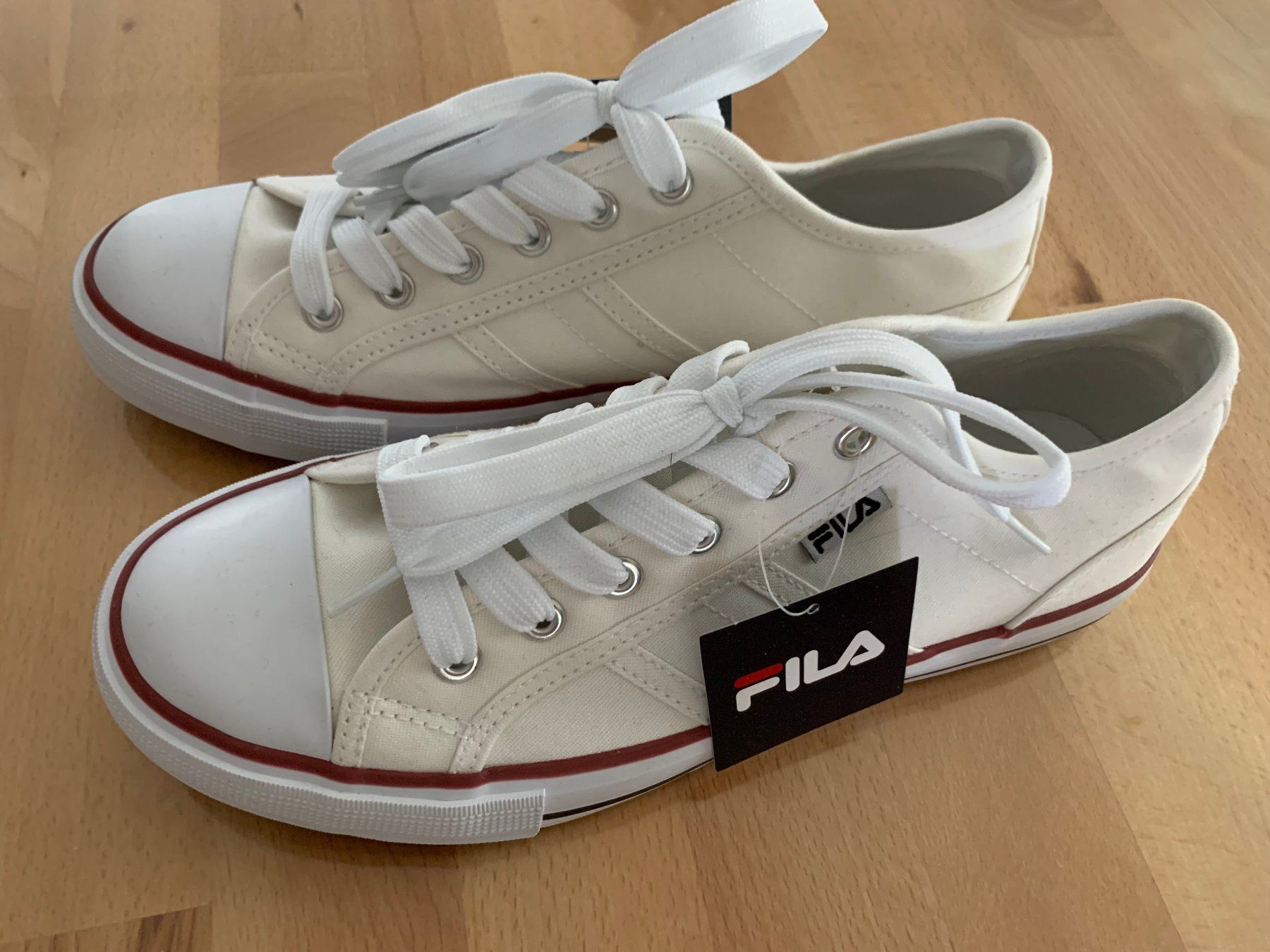 Fila Scarpe da donna: FILA Sneaker Grösse 39 – Nuovo e nell'imballaggio originale da Wetzikon ZH venduto da EvisStore