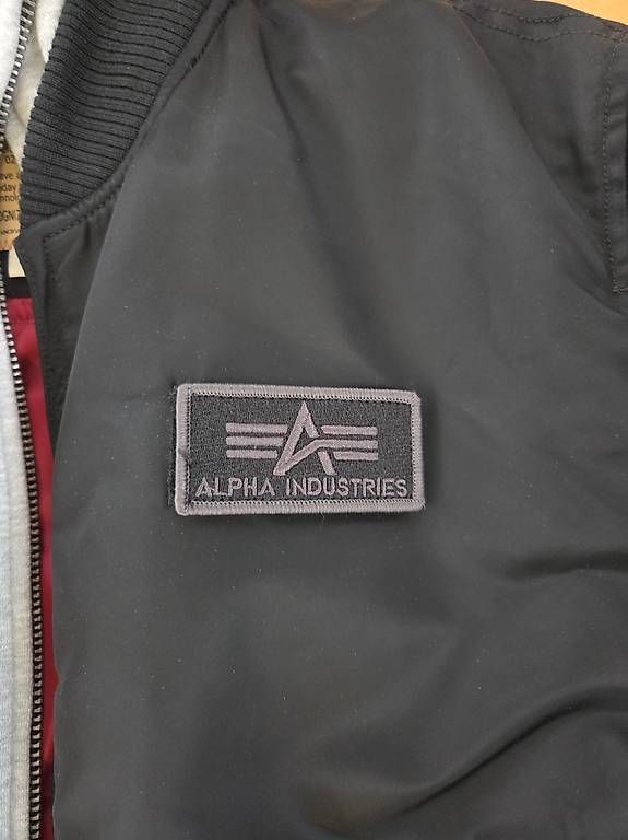 Giacche: Alpha Industries MA-1 D-Tec Bomberjacke. – Nuovo e nell'imballaggio originale da Selzach venduto da Cosma4 4