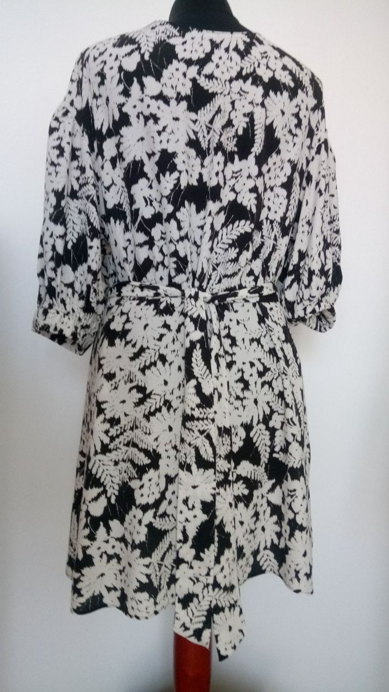 Vestiti: Zara Kleid trf collection Gr. M – Usato da Buchs venduto da sonjaja 1