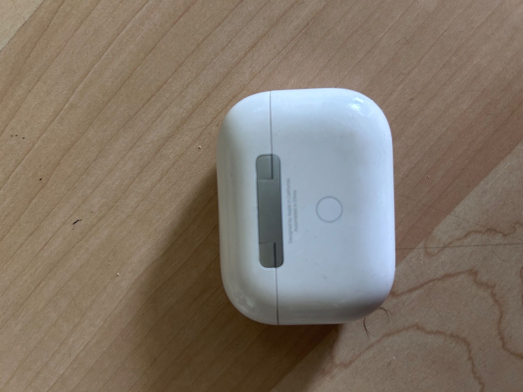 Cuffie: APPLE AirPods Pro 1 Charging Case – Usato da Zürich venduto da rah_xnr8 2