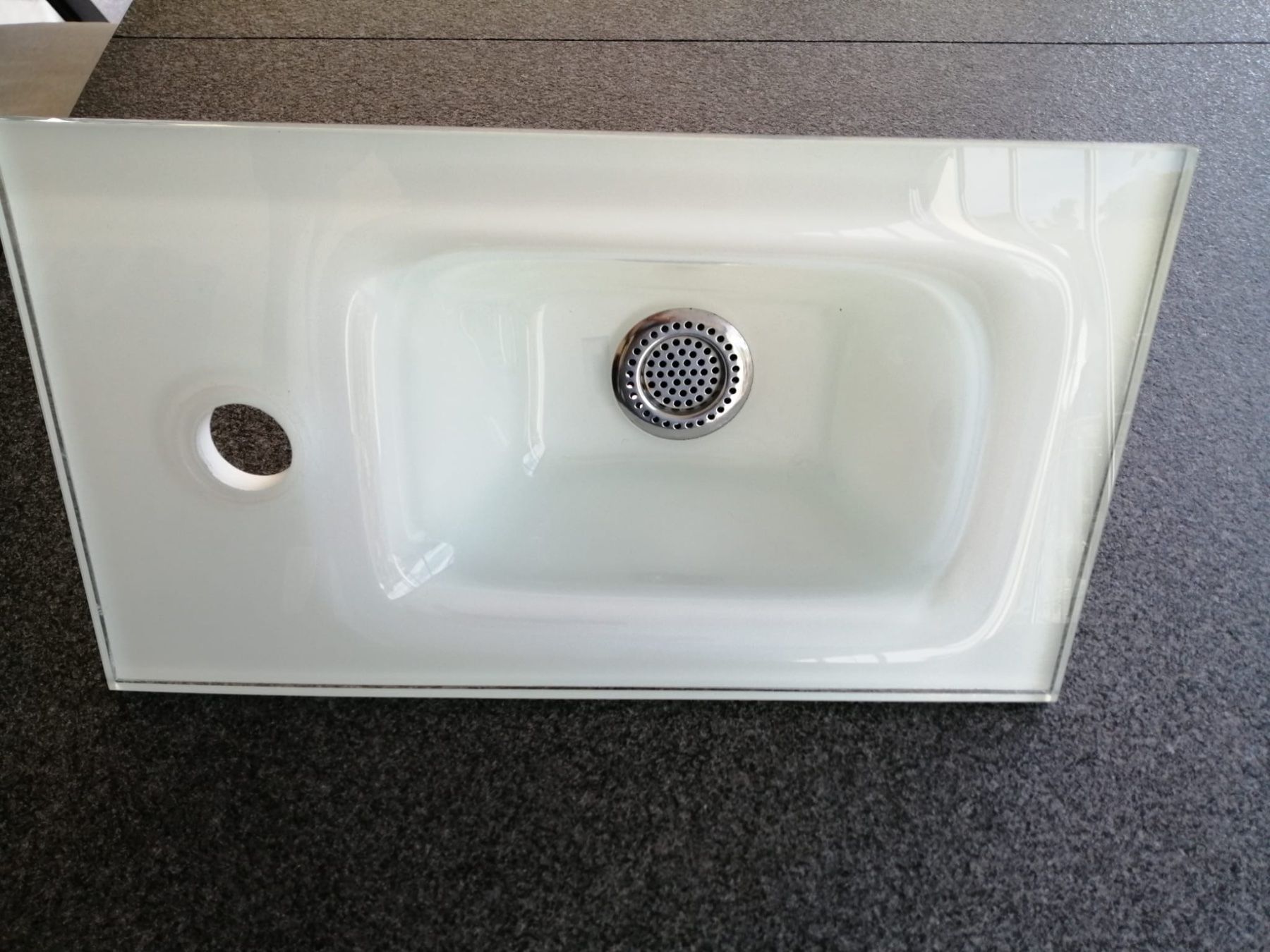 Lavabi & lavandini: Kleines Lavabo – Usato da Möhlin venduto da Reisejas 1
