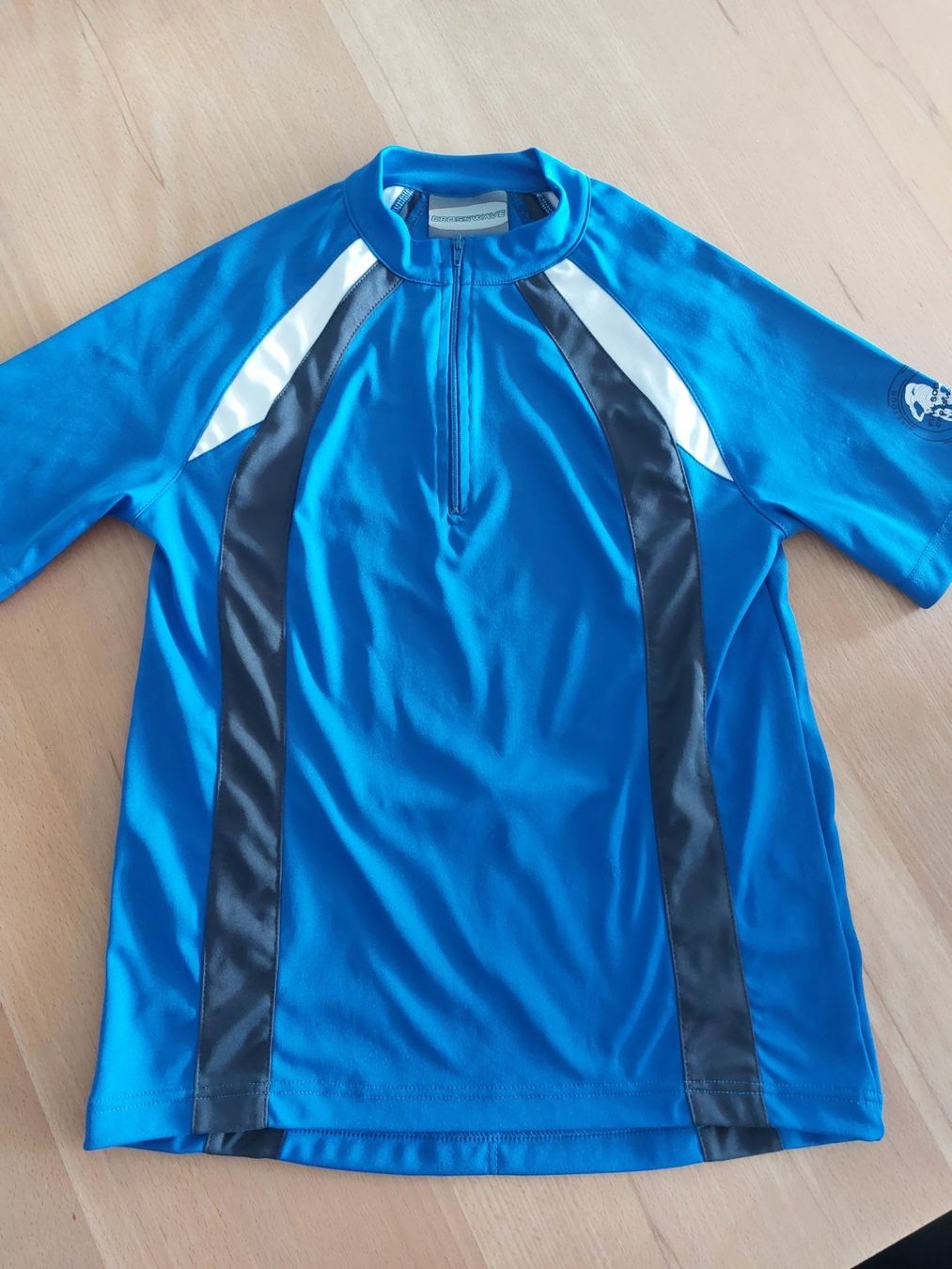 Crosswave Leibchen & Hosen: T-shirt vélo Crosswave gr. 152 – Gebraucht aus Delémont von Petitlutin