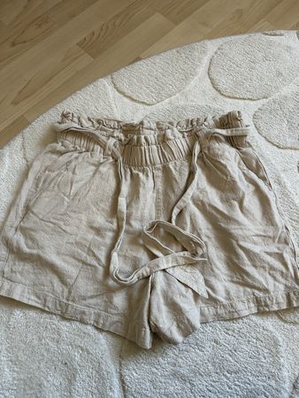 Shorts mit elastischem Bund