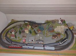 Schöne Modelleisenbahnanlage komplett