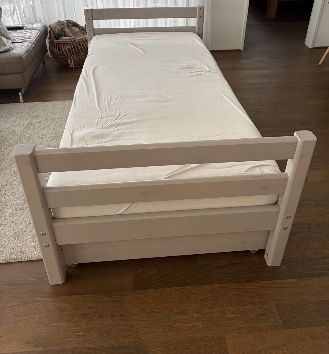 Betten: FLEXA Classic mit Ausziehbett – Gebraucht aus Thusis von md_panic