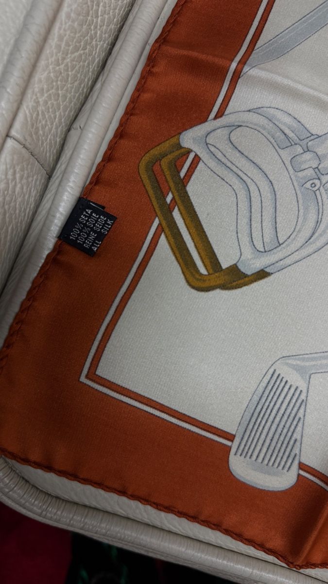 Aigner Foulards, Tücher & Schals: Aigner Schal  – Neu (gemäss Beschreibung) aus Lachen SZ von HelvetiaLuxury 4