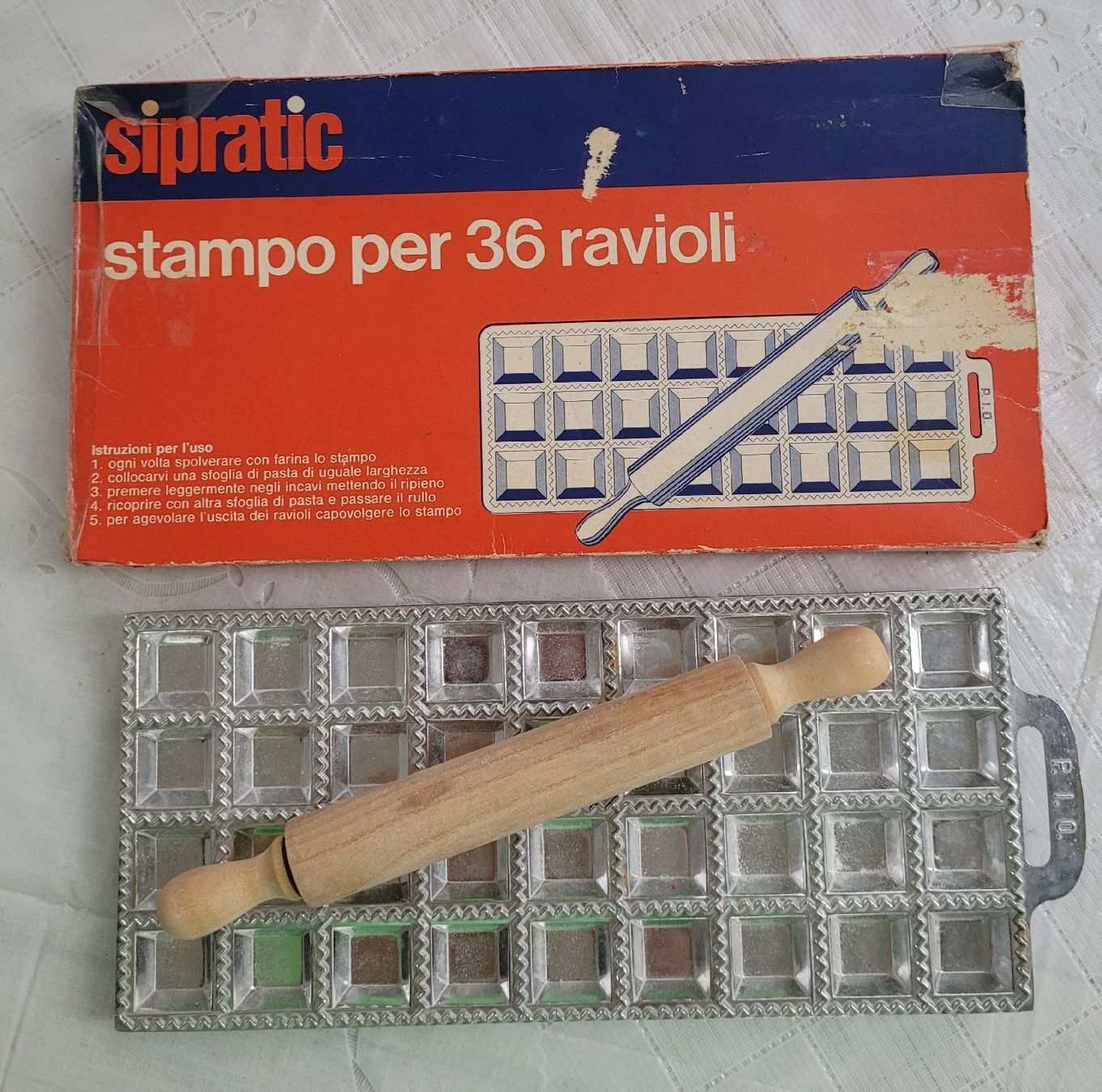 Appareils de cuisine: Vintage Ravioli Maker Aluguss  – D'occasion à Buttikon SZ par Corendo 1