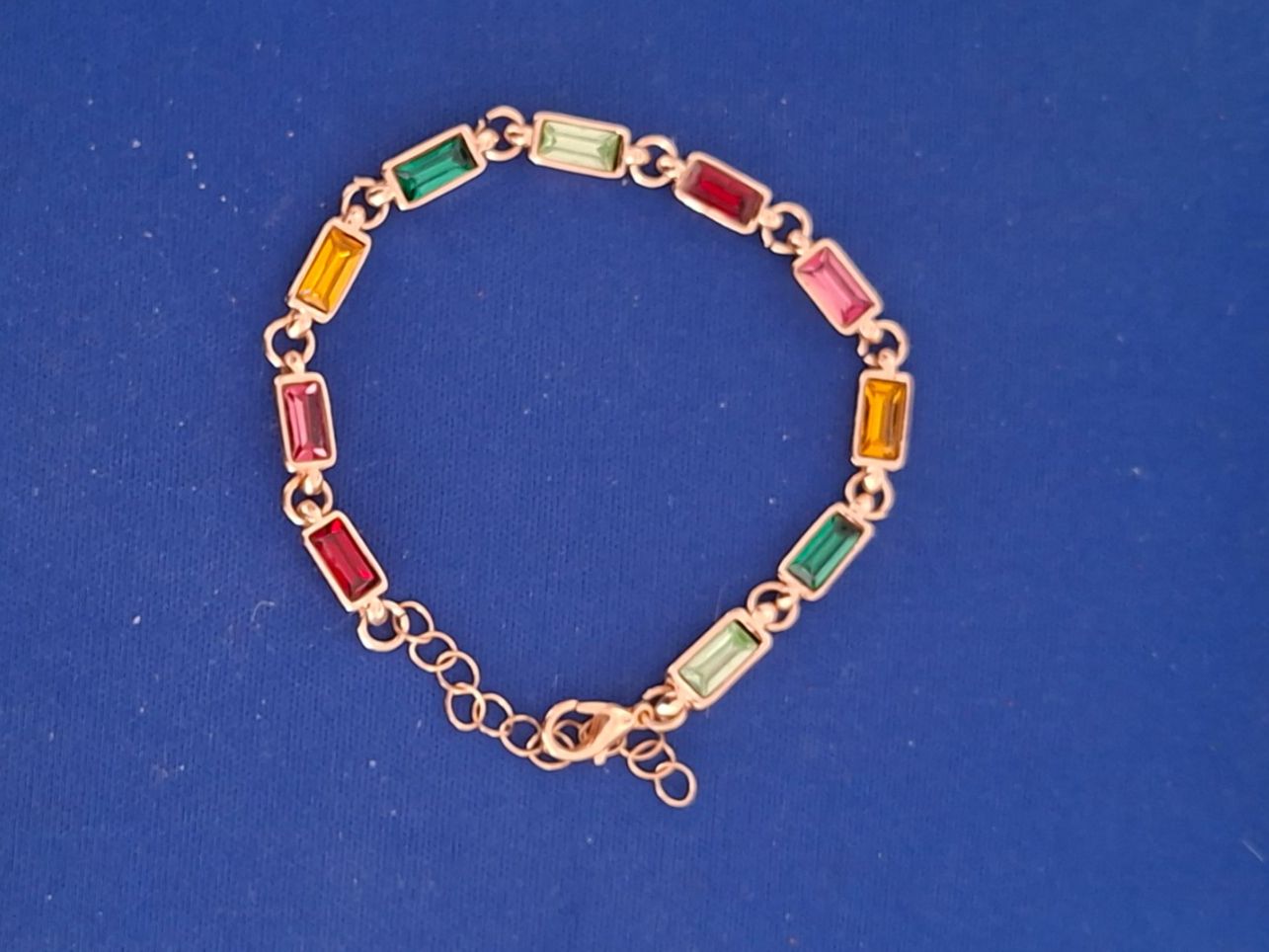 Bracciali & Braccialetti: schöne Armkette Neuwertig – Nuovo (secondo la descrizione) da Reinach AG venduto da nicki024
