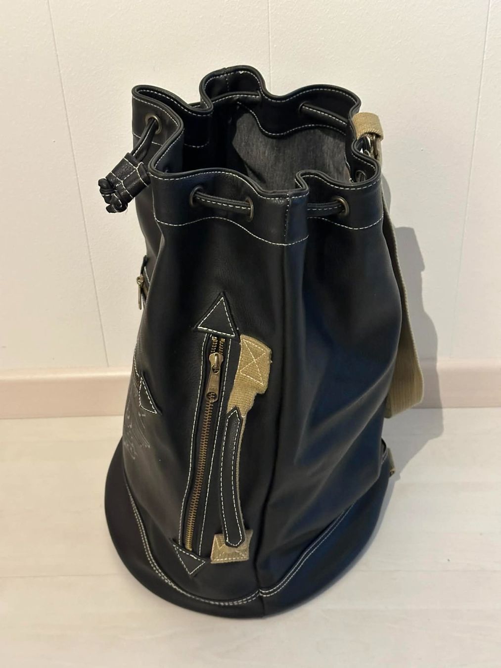 Taschen: Victory Kunstleder Sportbeutel – Gebraucht aus Ried-Brig von V8_Andy 1
