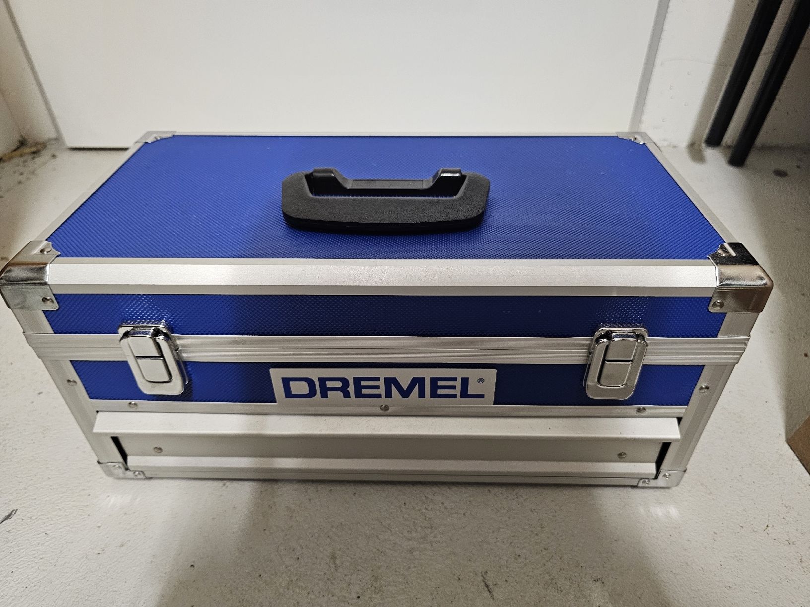 Dremel Alle Werkzeuge: Dremel 4000 - almost never used – Gebraucht aus Adliswil von alb_8tmj 1