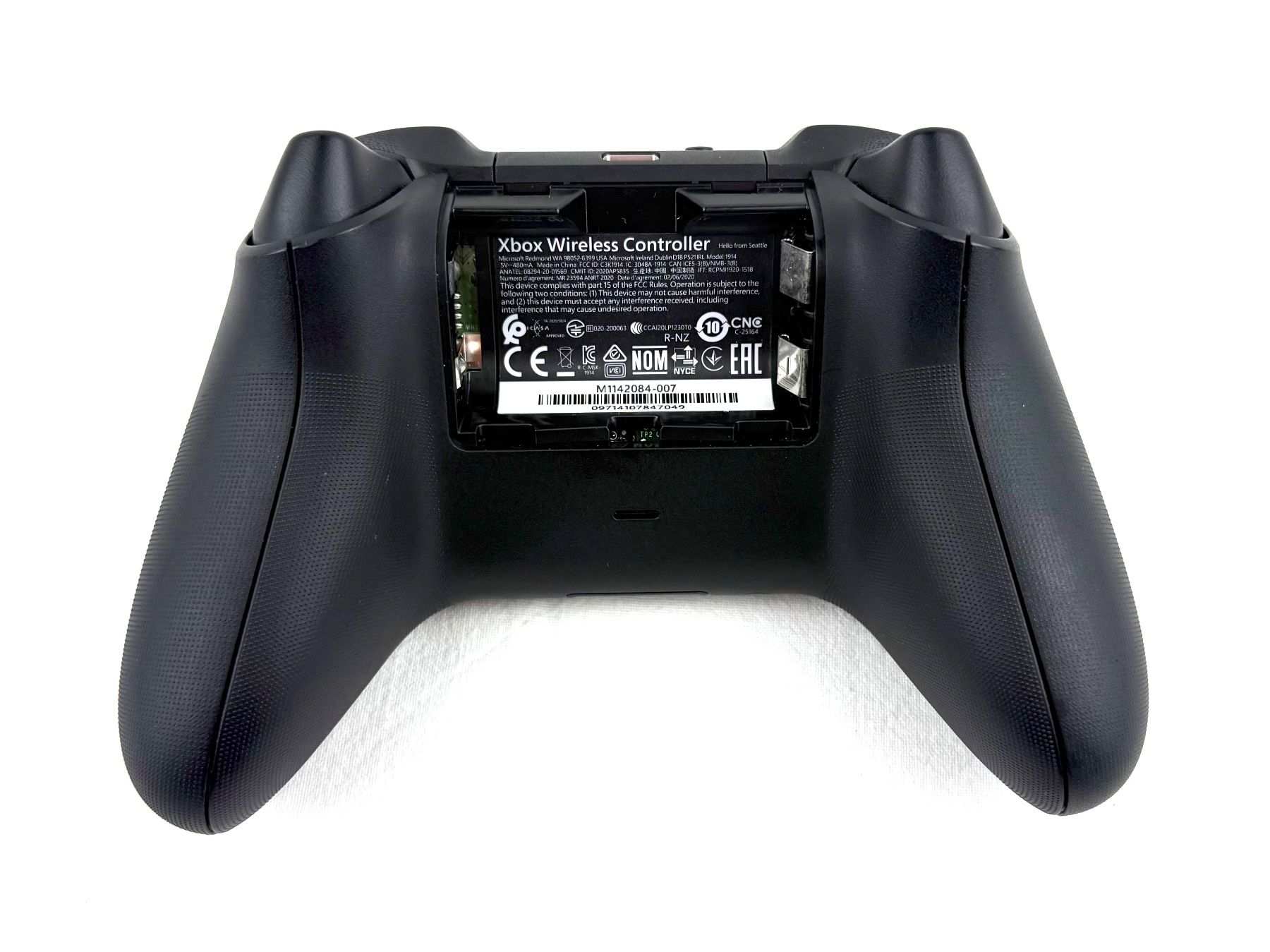 Microsoft Controller: XBOX Wireless Controller mit Bigben AkkuPack - guter Zustand – Usato da Lauwil venduto da fab_dnf5 4