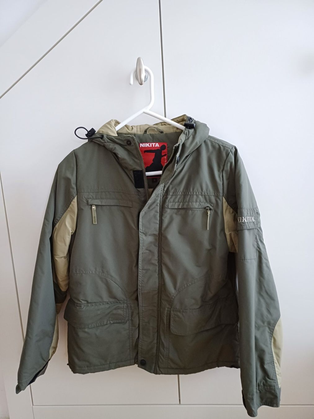 Nikita Giacche: Nikita Snowboard Ski Jacke S – Usato da Elgg venduto da Flurinal