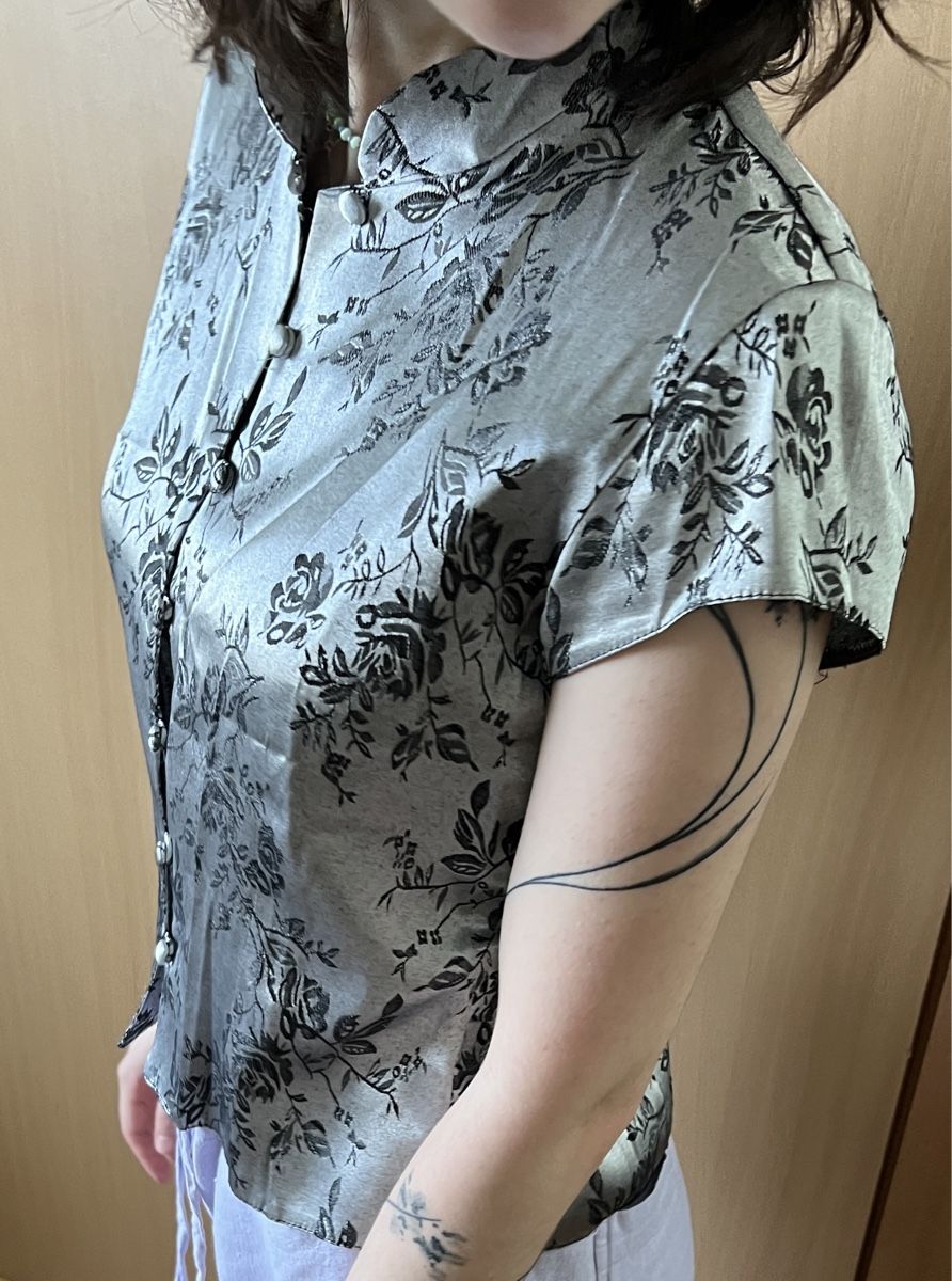 Camicette: silberne Vintage Bluse – Usato da Therwil venduto da blubblubblubb