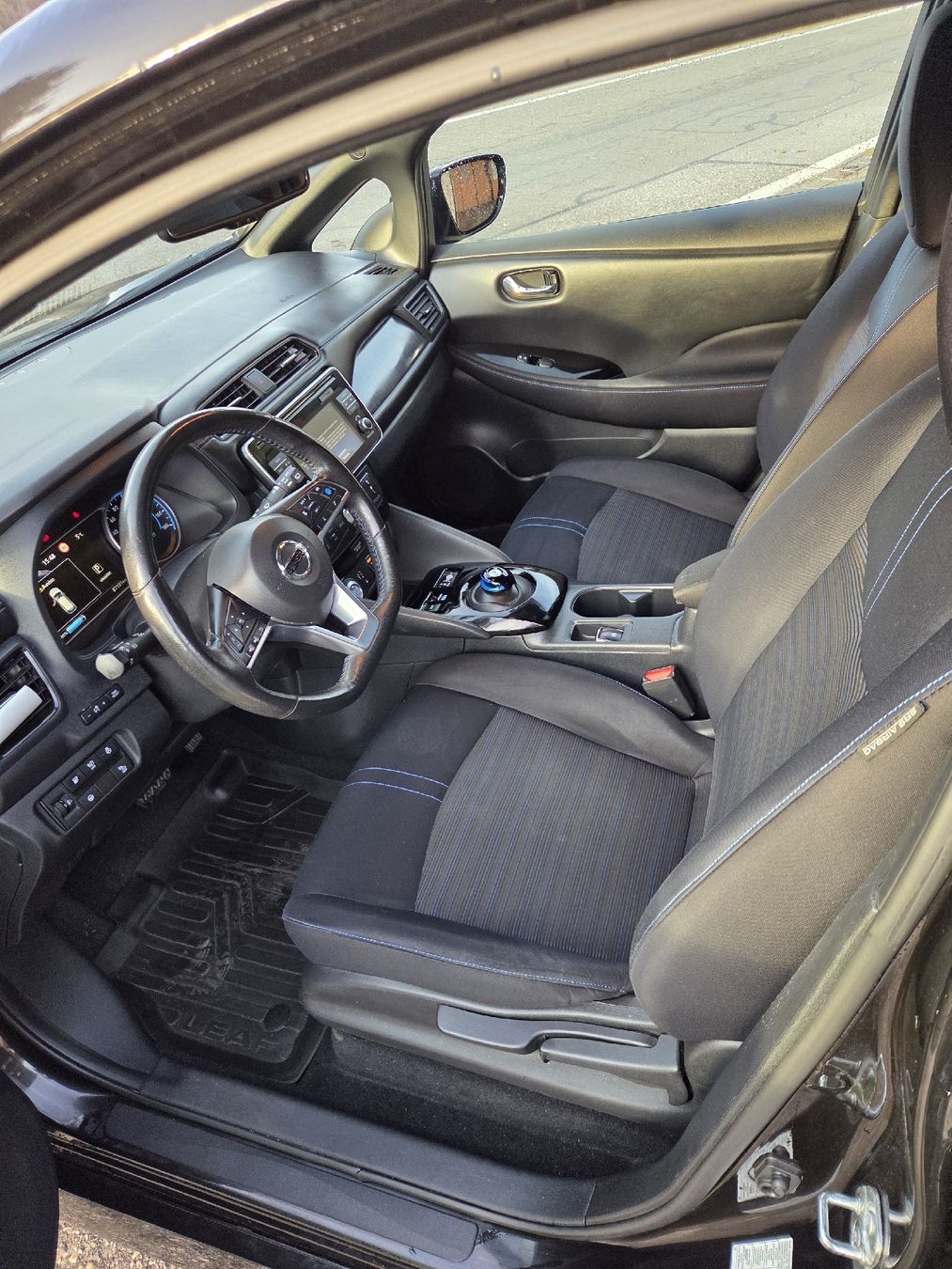 Nissan Automobili: Nissan Leaf 2.zero edition – Usato da Arogno venduto da Vallembro 4