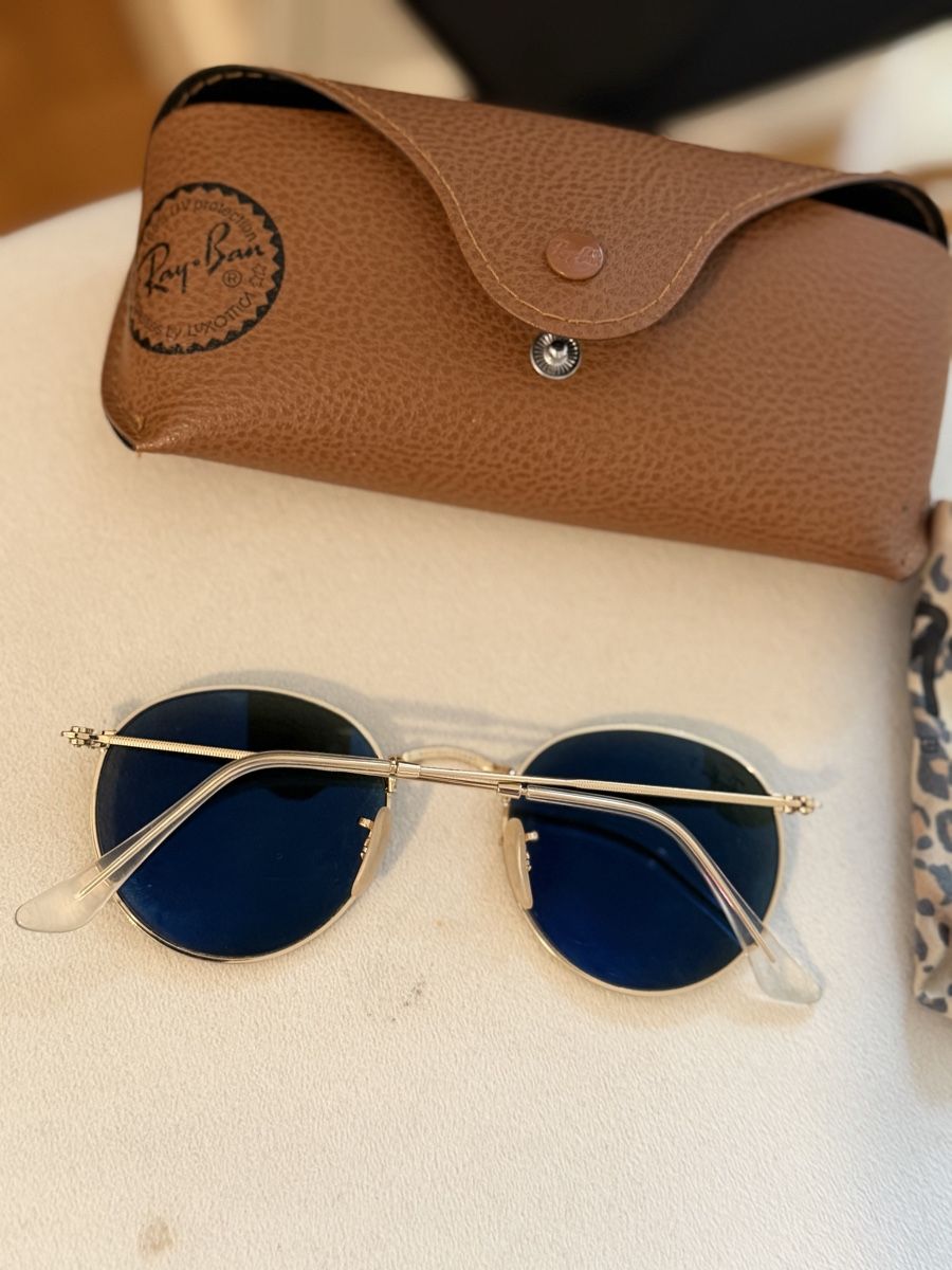 Ray-Ban Occhiali & Lenti: Ray-Ban Sunglasses with Case – Usato da Winterthur venduto da adriana_1000 1