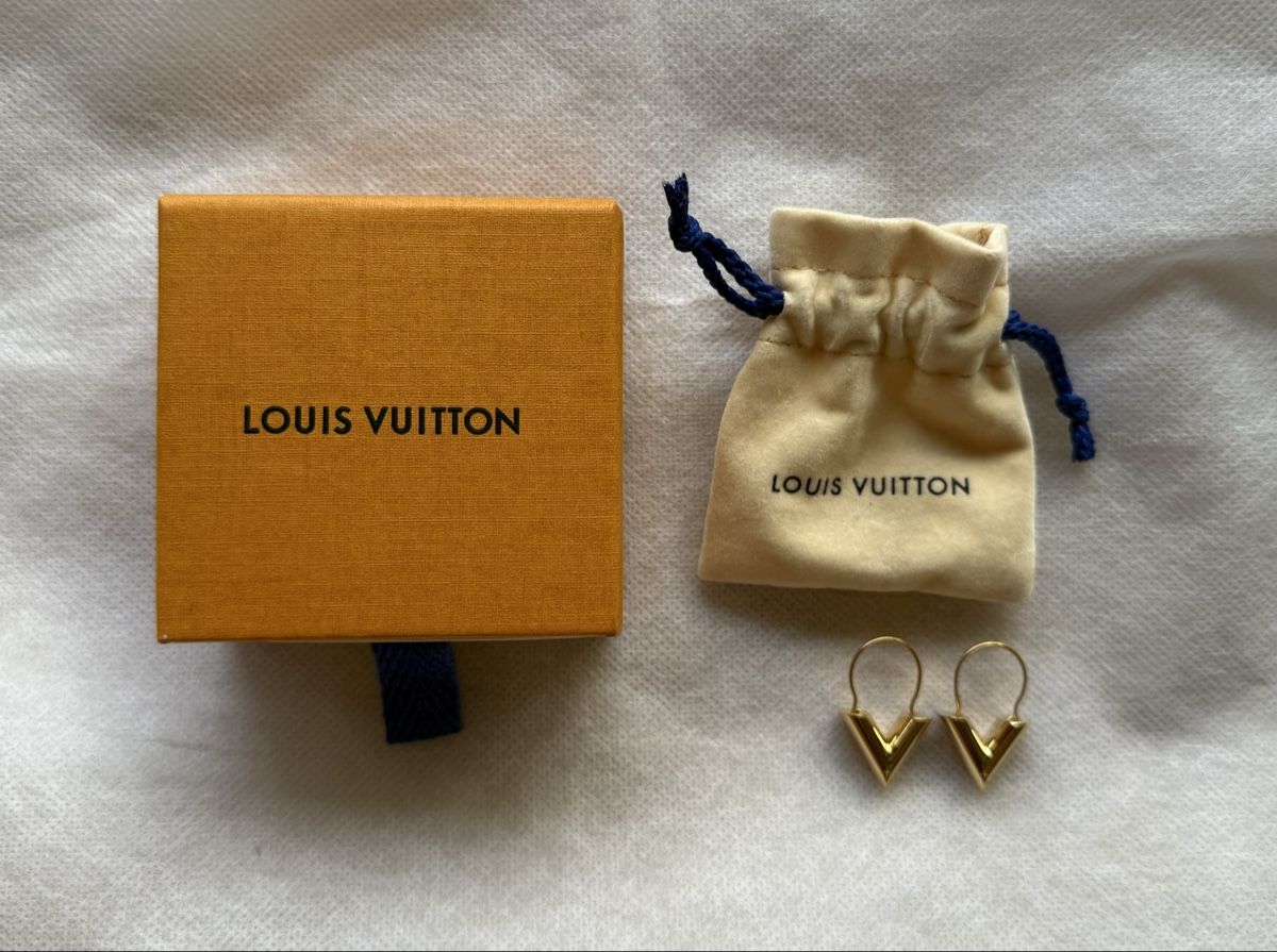 Louis Vuitton Orecchini pendenti & Orecchini a lobo: Orecchini Louis Vuitton V – Usato da Sessa venduto da matisecondhan 2